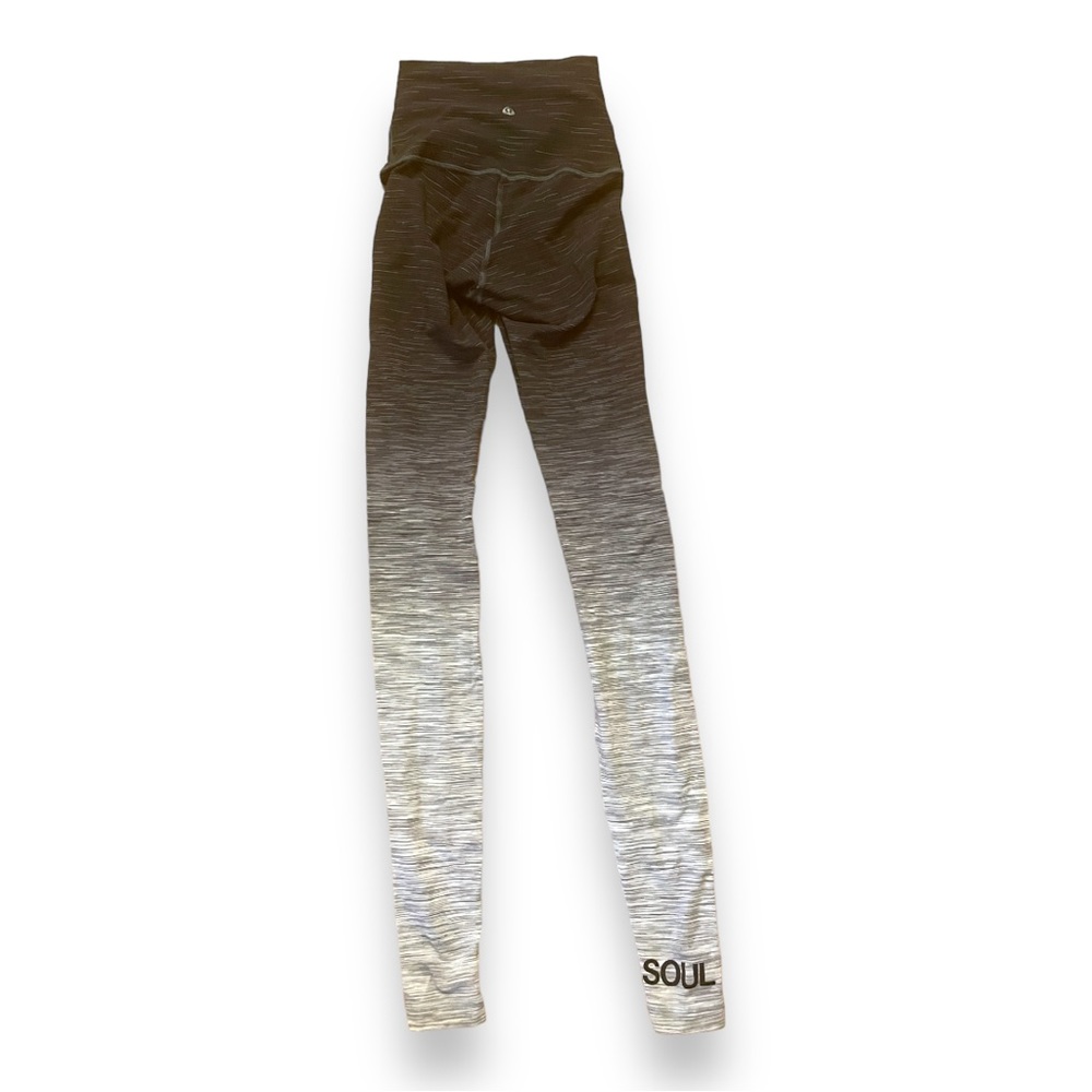 LULULEMON Soulcycle Wunder Under Hi-Rise Tight B&W Ombré Space Dye Leggings 2 - Picture 4 of 8